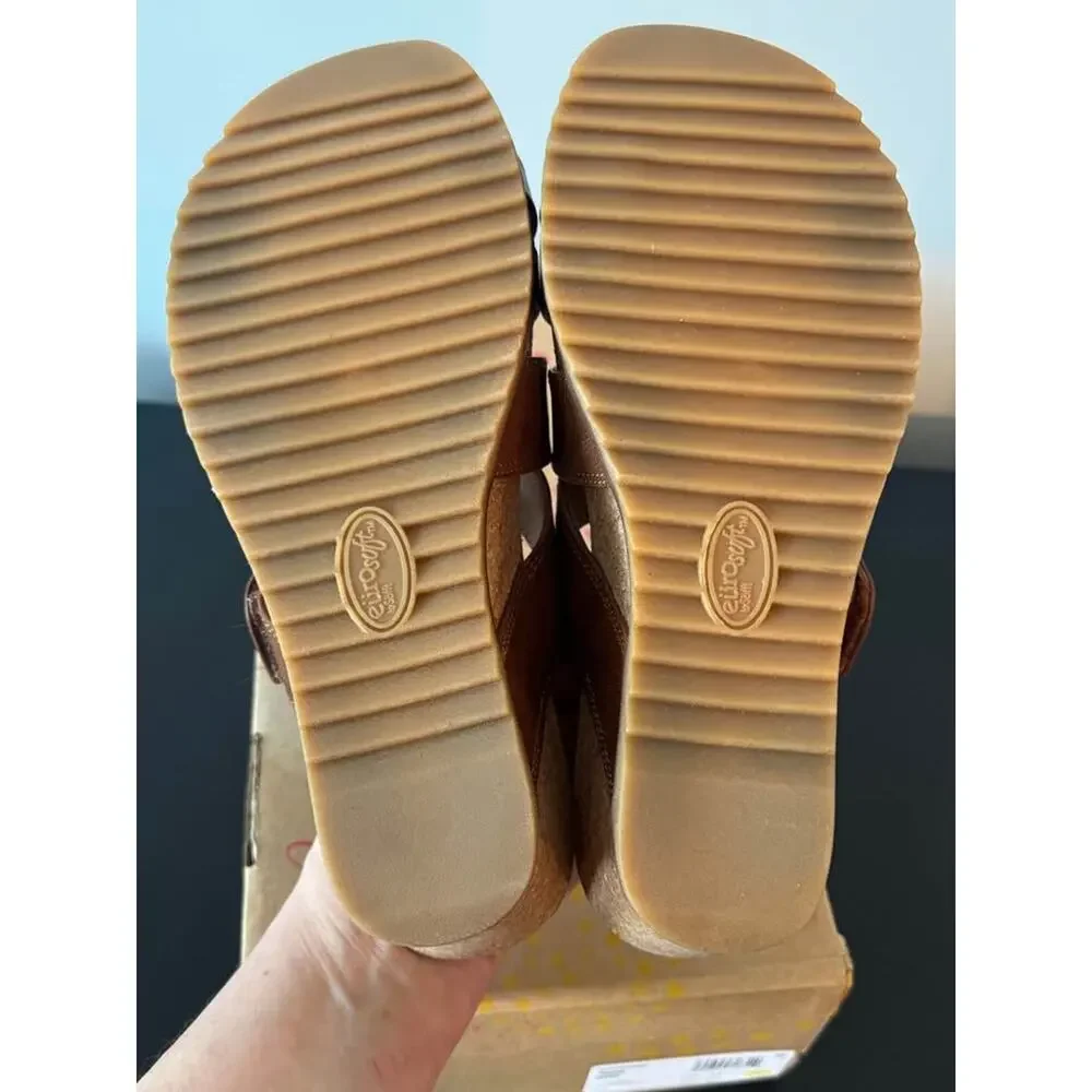 New Eurosoft by Sofft Brown Wedge Sandals Women's 8.5